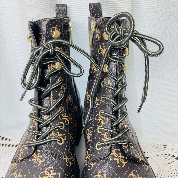 NEW Guess Women's Ankle Boots Fearne Logo Lug Sole Color Brown Zipper Size 10 M. - Picture 15 of 17